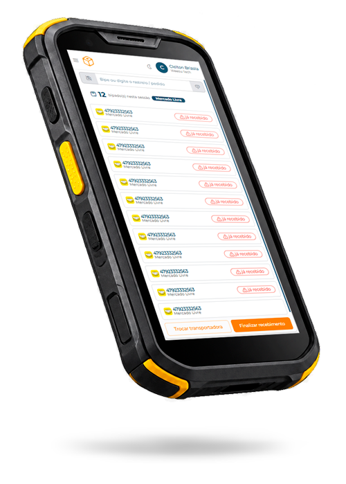 Coletor de dados robusto usado no recebimento de devoluções de marketplace com o Seenc WMS.